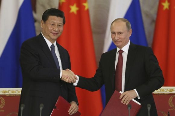 Rusia y China buscan poner fronteras al internet